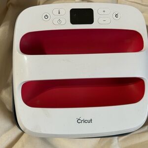 Cricut heat press 9x9